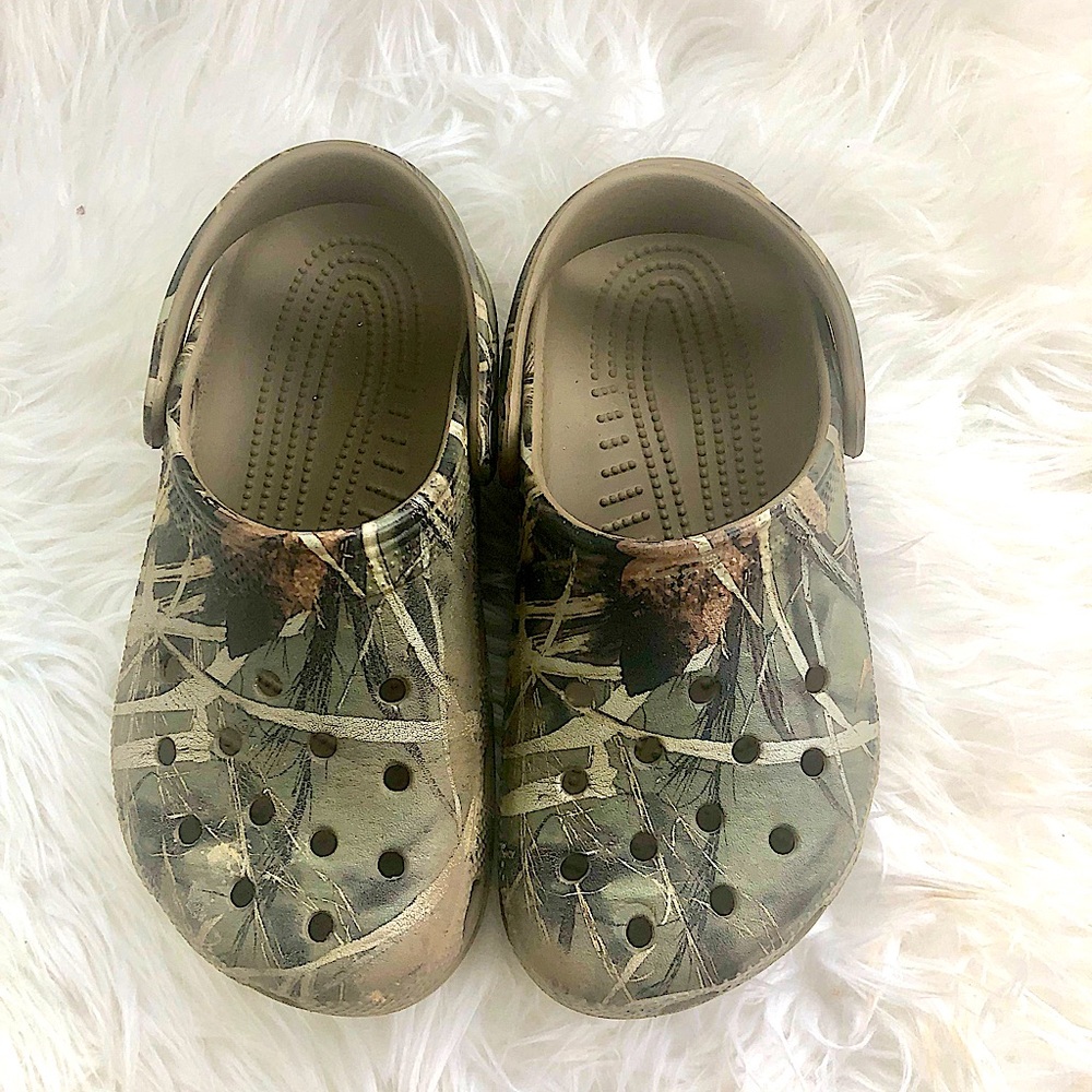 Camo Crocs (BOYS)